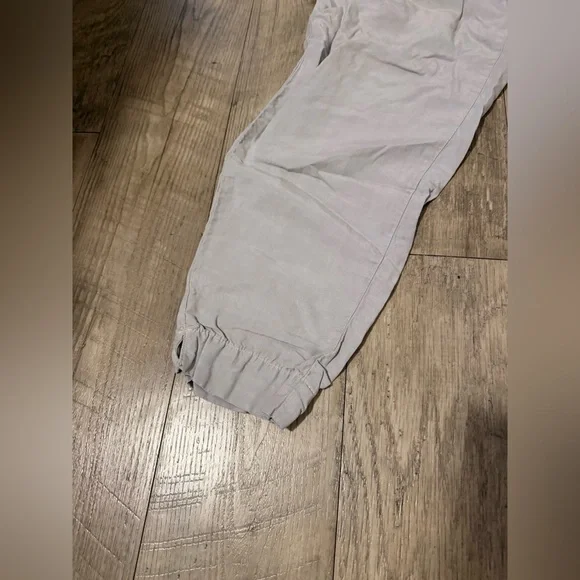 NWOT ZARA Elastic Waist Pants - Size XS: Color: Gray - Picture 3 of 8